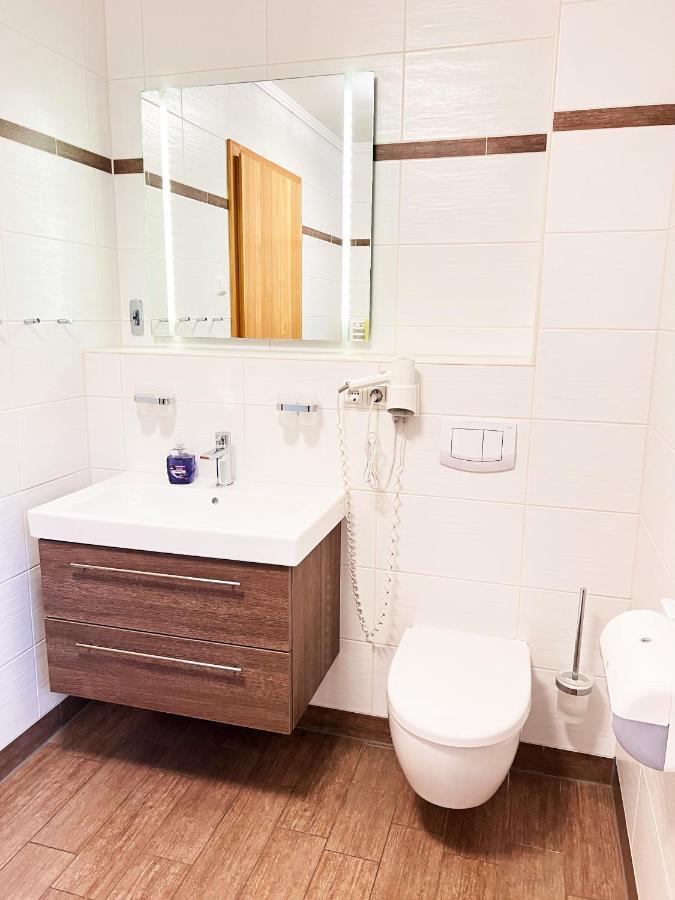 Fewo-Zimmer-Auszeit Drahnsdorf Bagian luar foto